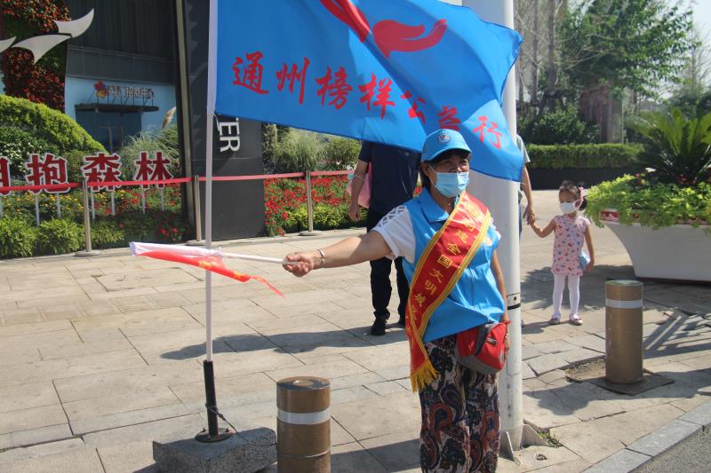 <strong>黄操污</strong>